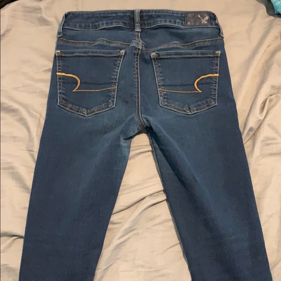 American eagle knee cut jeans - Picture 2 of 2